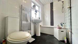 Photo 16- click for photo gallery